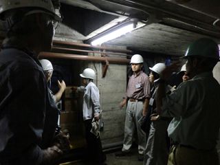 発電所内部